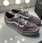 Lila Vans skor 