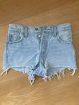 Jeansshorts från Levis stl W23