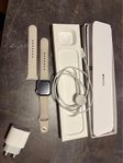 Apple Watch 41mm - Series 7