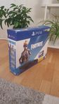 PS4 med 3 kontroller + 6 spel i toppskick – Komplett paket