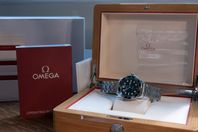 Omega Seamaster 300 Svart 42mm Fullset 2021