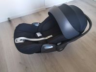 HELT NY Cybex babyskydd cloud z i-size