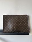 Louis Vuitton laptop väska 13”