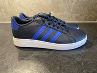 Adidas sneakers grand court 2.0