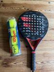 padelrack i bra skick+4 tennisbollar! 