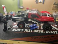 traxxas slash 4x4