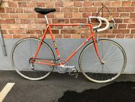 Crescent racercykel med full Campagnolo