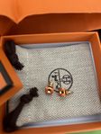 Hermes earrings orange 