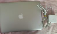 MacBook  Air 8GB RAM  /500GB SSD 13,3 tums skärm