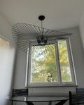 Taklampa Vertigo av Constance Guisset för Petite Friture