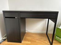 Skrivbord Micke (Ikea)