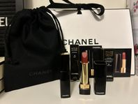 Chanel, miniläppstift och minimascara 