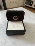 GG Marmont  super mini shoulder bag. 