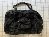 Arket Packable duffle bag svart