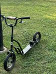 Air Scooter: Stabil och sportig sparkcykel 