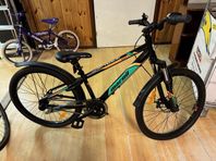 Juniorcykel 24", 8 vxl 