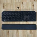 Logitech MX Keys Tangentbord