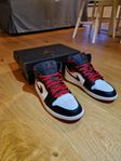 Air Jordan 1 mid 