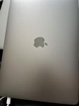 MacBook Pro M2 2022