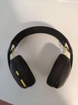 säljer mitt Logitech gaming headset