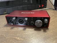 Focusrite Scarlett 2i2