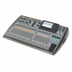 Behringer X32