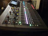 Behringer X32 - digital mixer