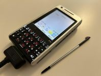 Sony Ericsson P1i - functional