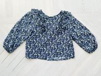 Blommig blus strl 92