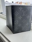 Louis Vuitton Passport cover 