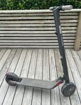 Elscooter Ninebot by Segway ES2