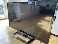 TV 42” LG 42LM6200