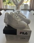 NYA sneakers FILA