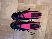 Adidas Predator FG storlek 46