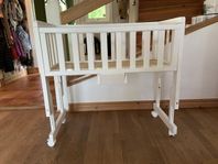 Troll Bedside Crib