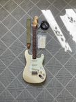 Fender Stratocaster Japan - Gator Foam Case