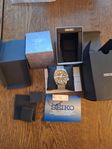 Seiko 5 sports, automatisk, 10 atm vattentät, mesh