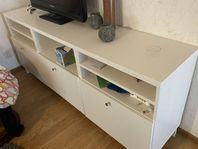 tv-bänk från Ikea 