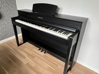 Yamaha clp-535 i fint skick