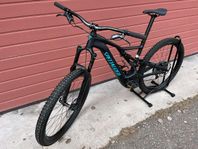 Heldämpad El-mtb Specialized Levo Turbo-18