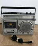 AM/FM  Radio Cassette Recorder tillverkad 