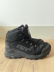 Svarta Goretexkängor Inov8  EUR 43