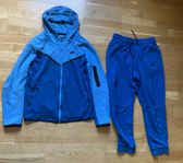 Nike Tech blått set