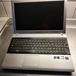 Samsung laptop 17 tum skärm 