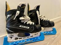 Bauer hockeyskridskor stl 31 med skydd