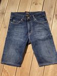 Mörkblåa jeansshorts från Crocker stl 26/30