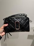 Marc Jacobs Quilted Softshot