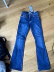 Nya Gina Tricot jeans storlek 36