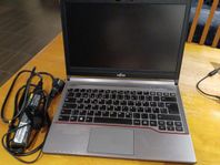 Fujitsu Lifebook 13.3 "