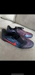 Nike Phantom fotbollskor storlek 38